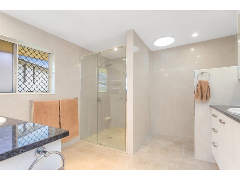 41 Banksia Place, Bridgeman Downs QLD 4035