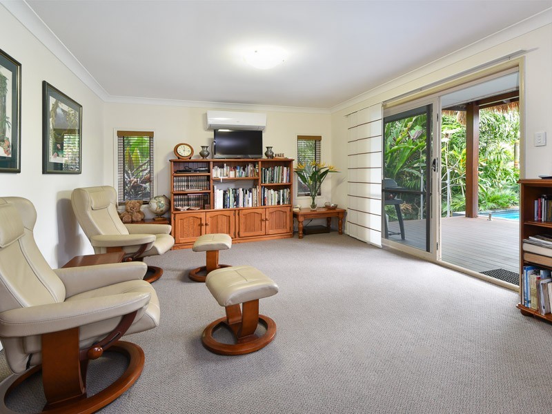 70 Faheys Road West, Albany Creek QLD 4035