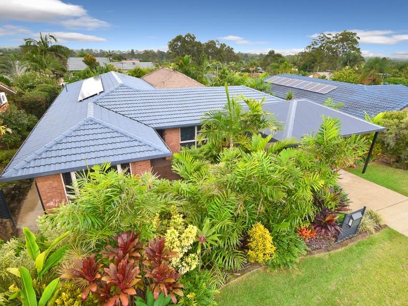 70 Faheys Road West, Albany Creek QLD 4035