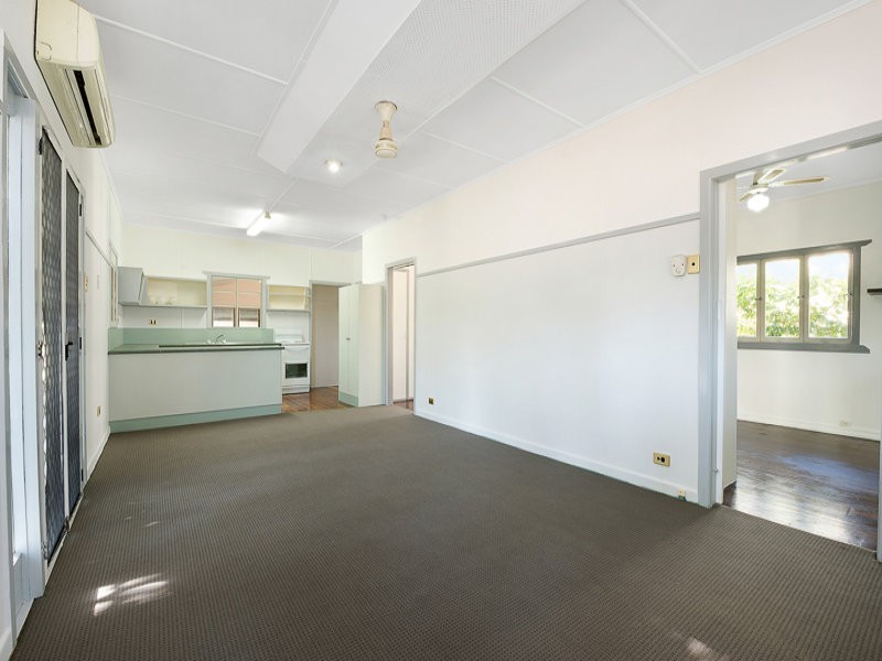 38 Gerald Avenue, Clontarf QLD 4019