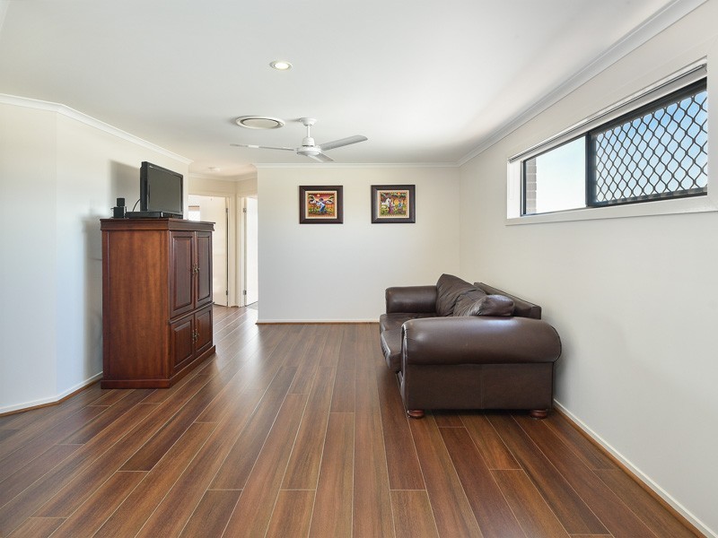 10 Rolland Parade, Warner QLD 4500