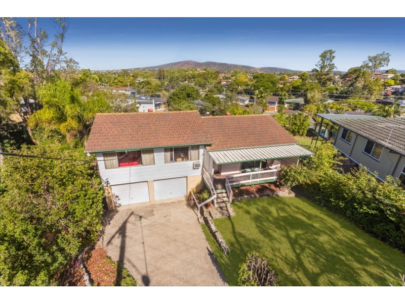 3 Bursaria Court, Everton Hills QLD 4053