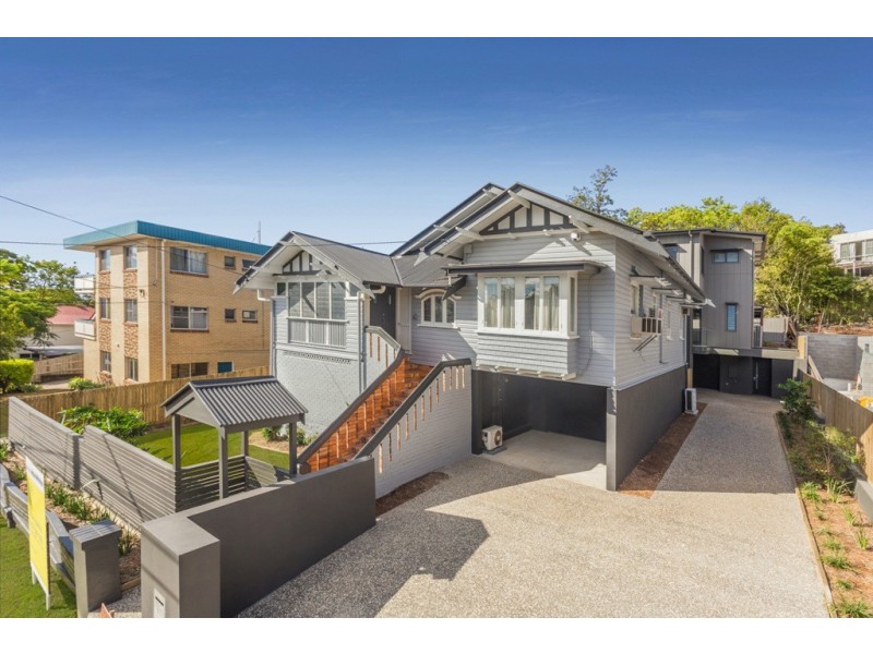 89 Hawthorne Road, Hawthorne QLD 4171