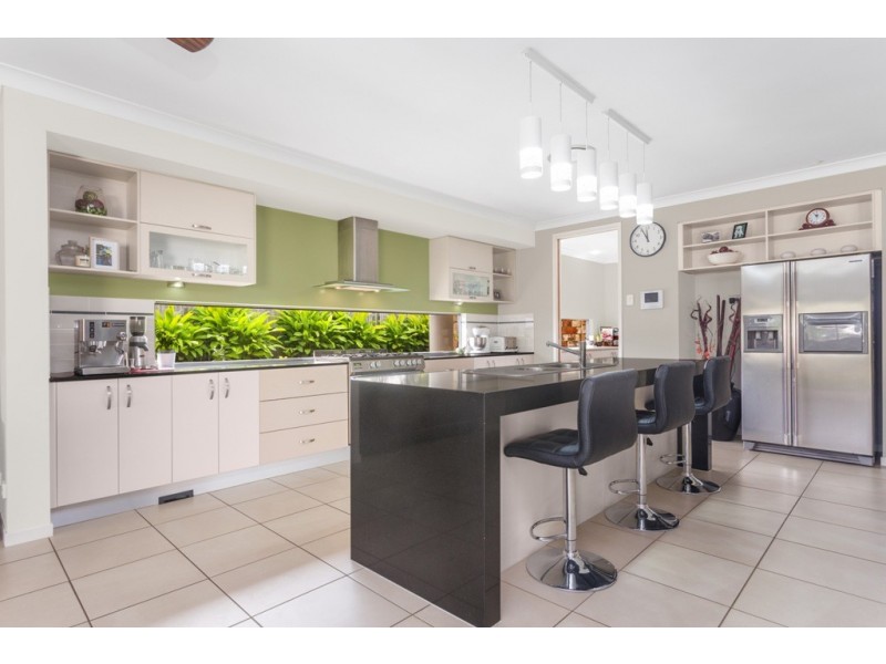 19-21 Barr Place, Ningi QLD 4511