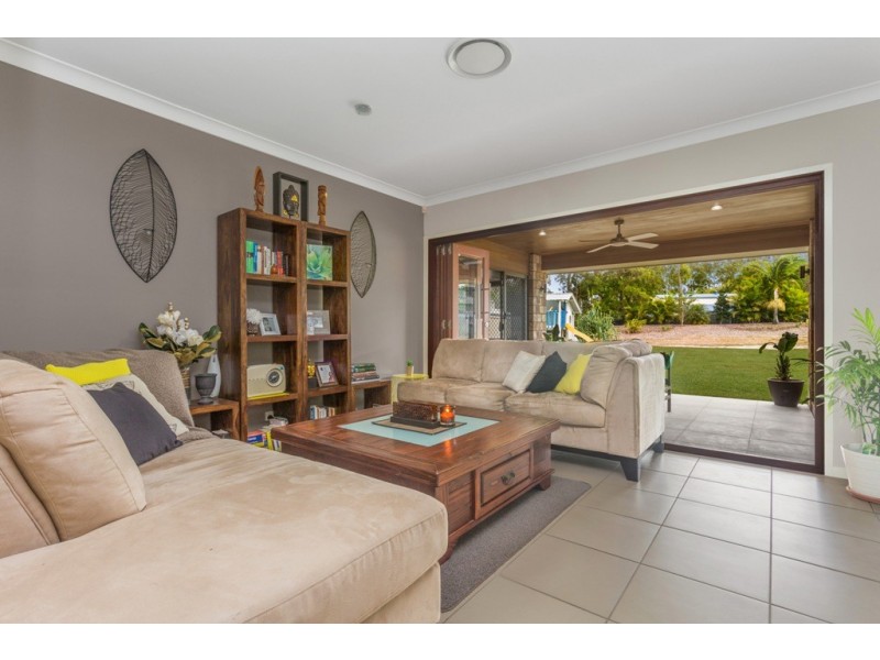 19-21 Barr Place, Ningi QLD 4511