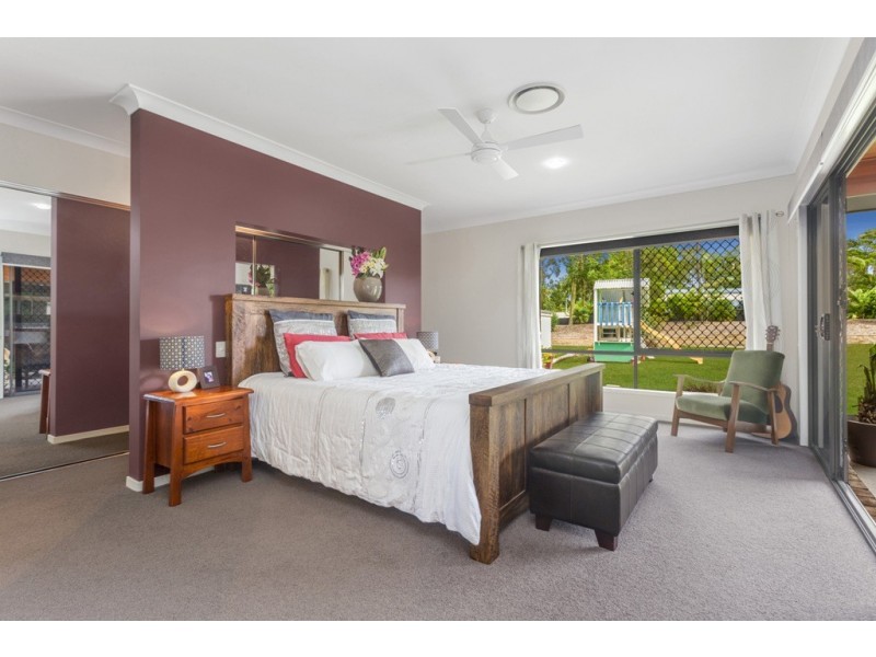 19-21 Barr Place, Ningi QLD 4511