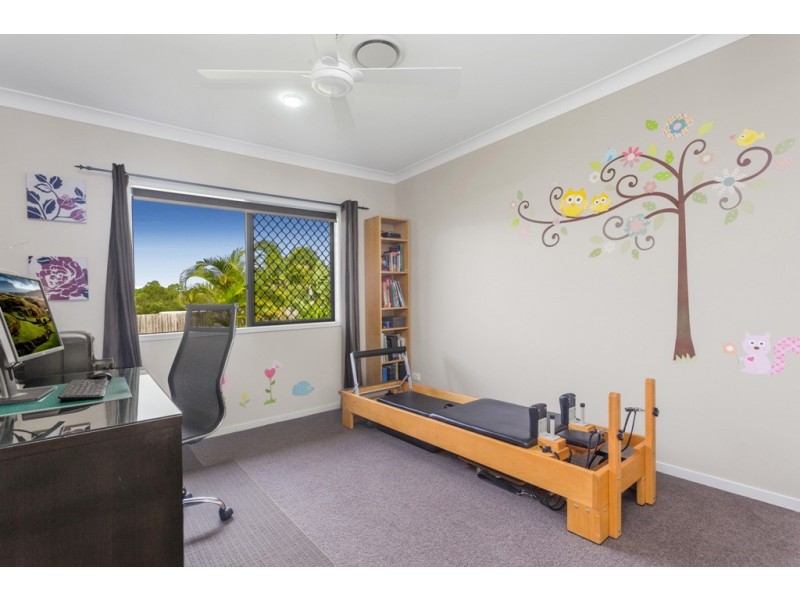 19-21 Barr Place, Ningi QLD 4511