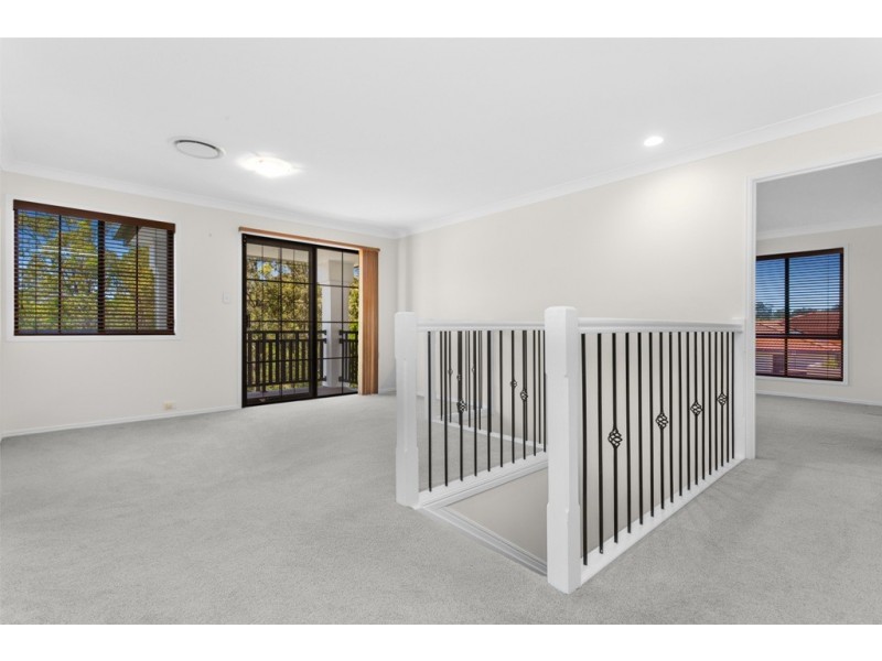 40 Van Dyke Crescent, Mcdowall QLD 4053