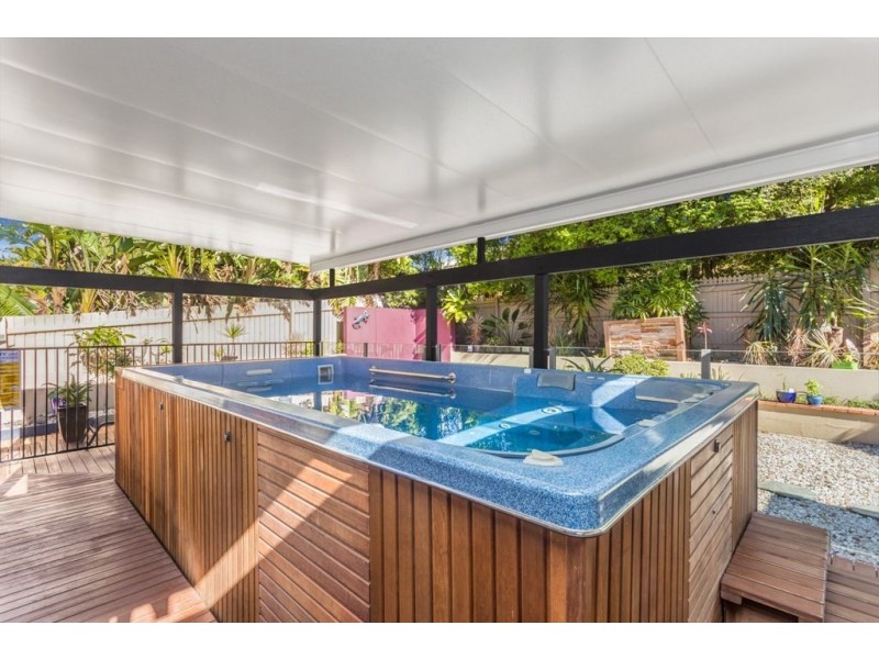 60 Ridley Road, Bridgeman Downs QLD 4035