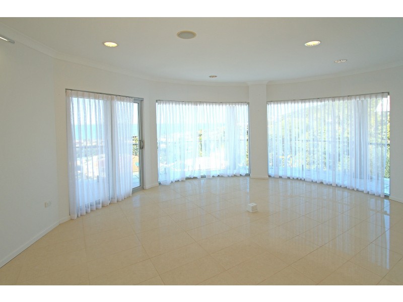 27 Island View Crescent, Barlows Hill QLD 4703