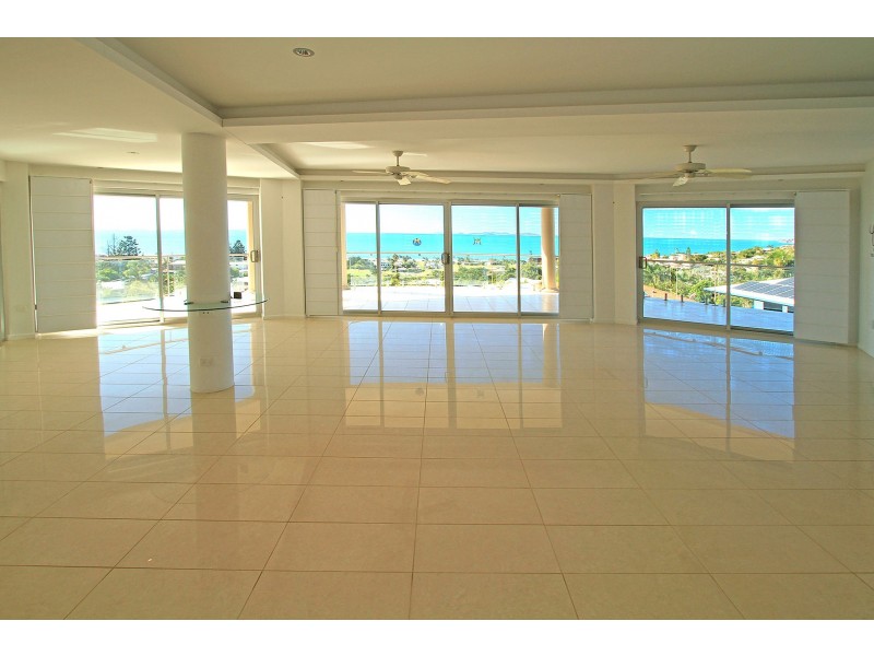 27 Island View Crescent, Barlows Hill QLD 4703