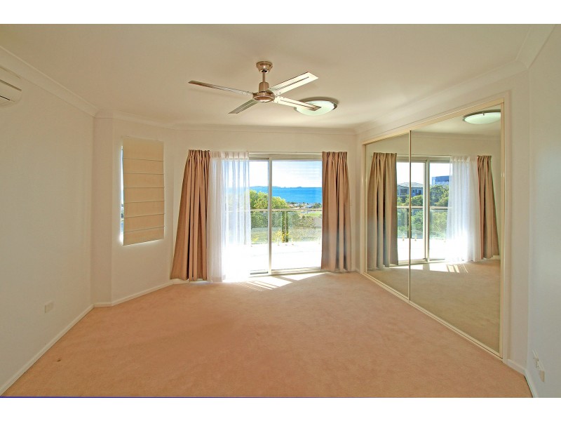 27 Island View Crescent, Barlows Hill QLD 4703