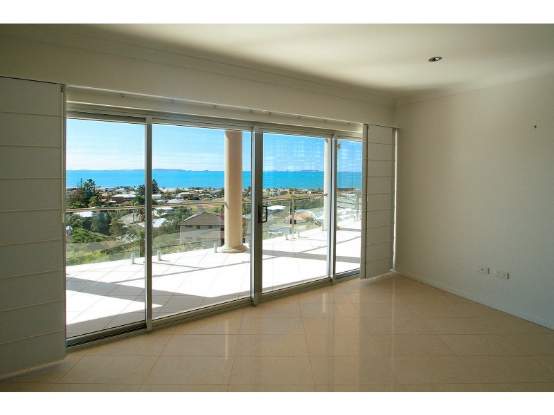 27 Island View Crescent, Barlows Hill QLD 4703