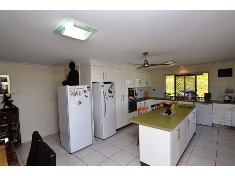 5 Doveshell Crescent, Zilzie QLD 4710