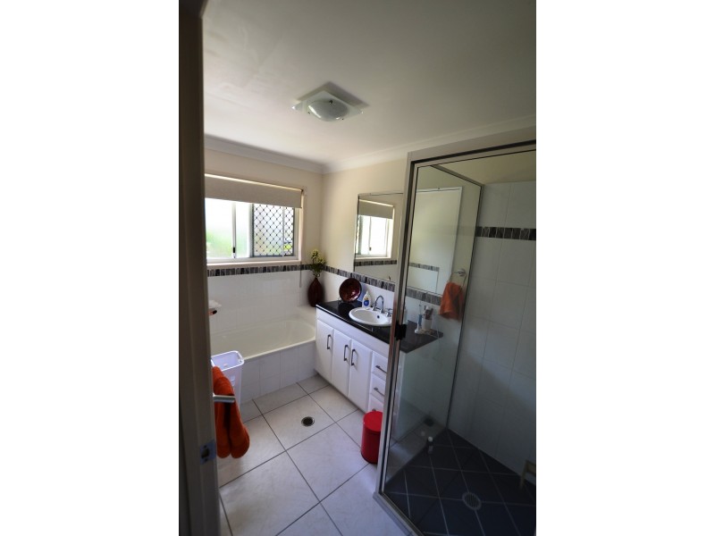 5 Doveshell Crescent, Zilzie QLD 4710