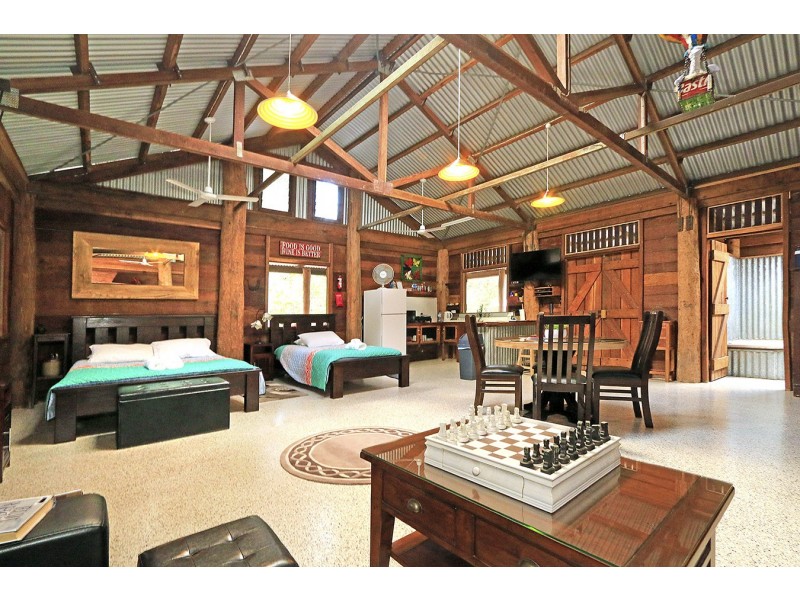 218 Yaxleys Road, Byfield QLD 4703