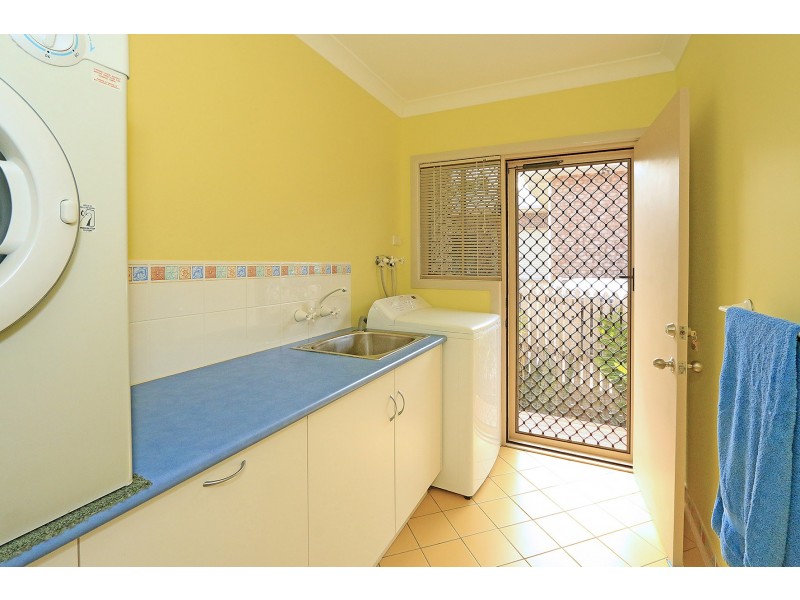 100 Pacific Heights Road, Pacific Heights QLD 4703