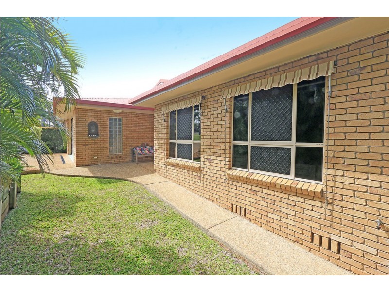 100 Pacific Heights Road, Pacific Heights QLD 4703