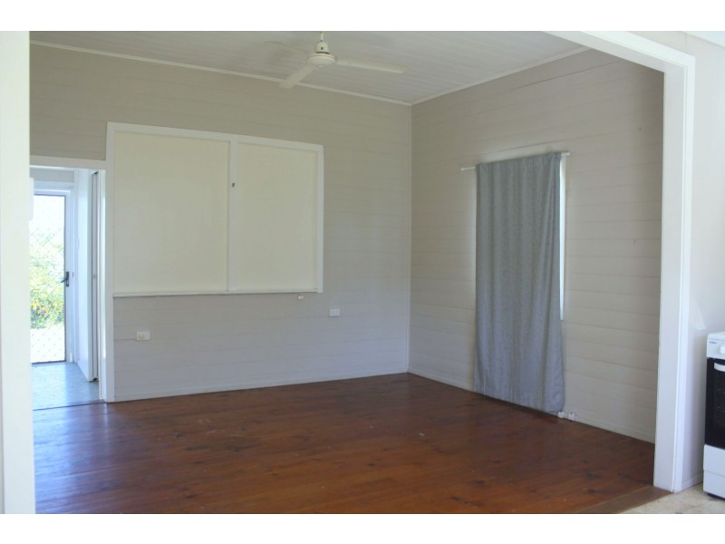 7 Jeffries Street, Yeppoon QLD 4703