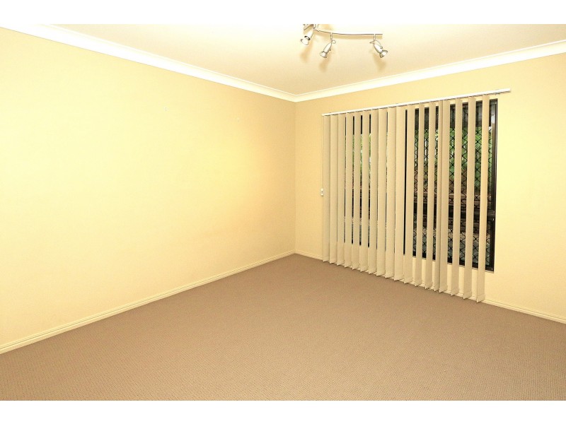 56 Robinson Street, Taranganba QLD 4703