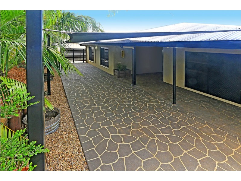 56 Robinson Street, Taranganba QLD 4703