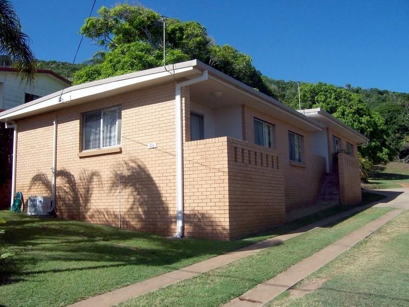 2/39 Power Street, Yeppoon QLD 4703