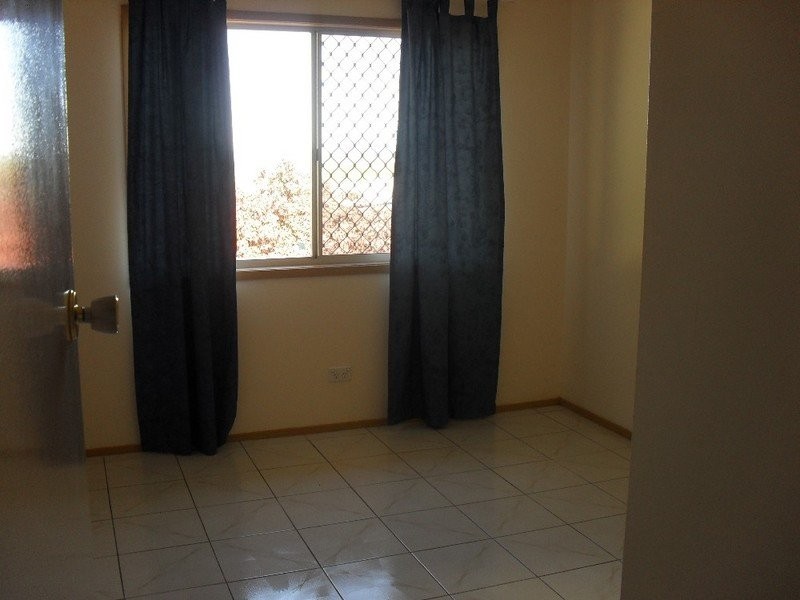 2/39 Power Street, Yeppoon QLD 4703