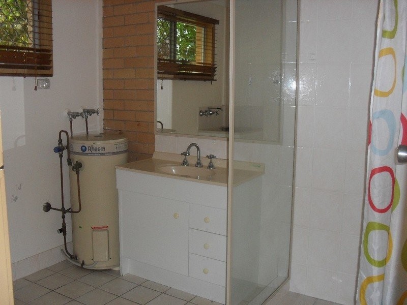 2/39 Power Street, Yeppoon QLD 4703