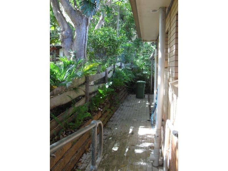 2/39 Power Street, Yeppoon QLD 4703