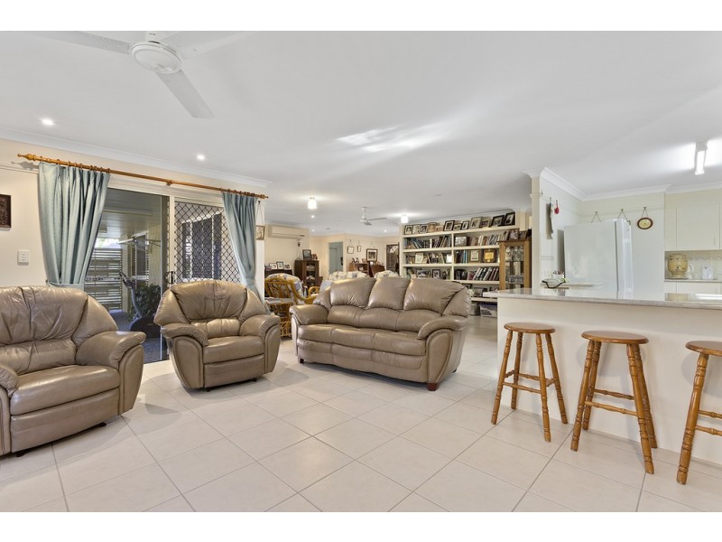 8 Kingfisher Drive, Yeppoon QLD 4703