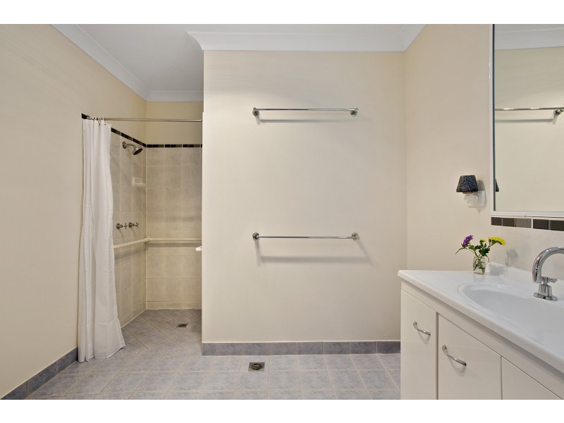 8 Kingfisher Drive, Yeppoon QLD 4703