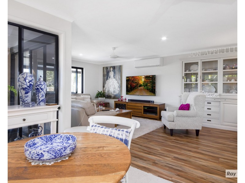 24 Banksia Place, Taranganba QLD 4703