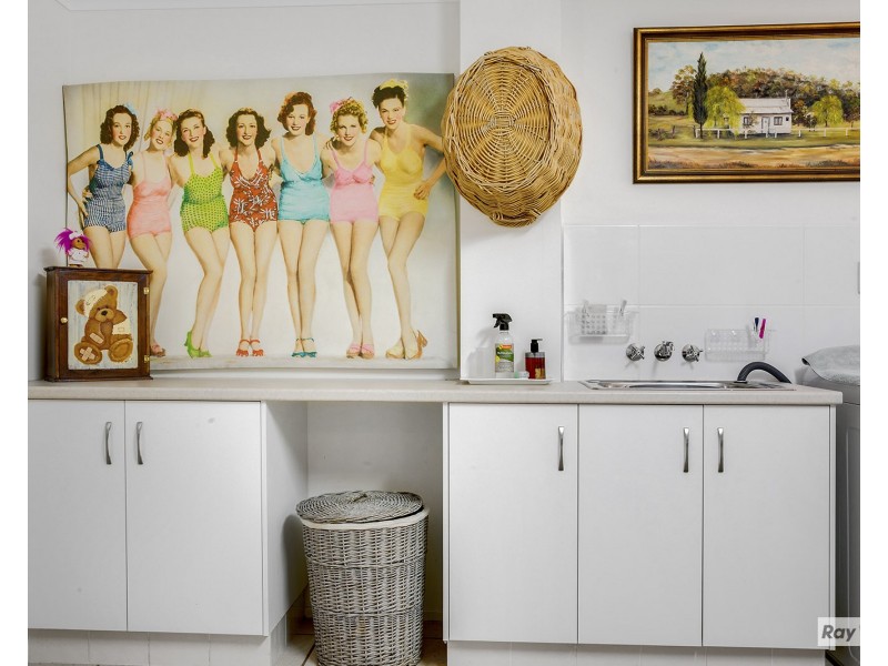 24 Banksia Place, Taranganba QLD 4703