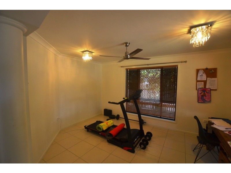 1 Letchford Court, Pacific Heights QLD 4703