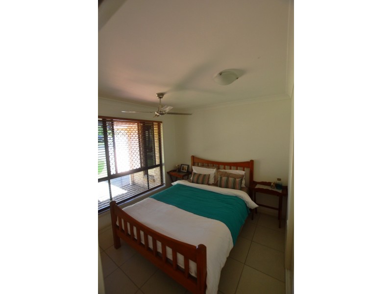 1 Letchford Court, Pacific Heights QLD 4703