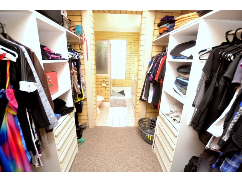 35 Poinciana, Taranganba QLD 4703