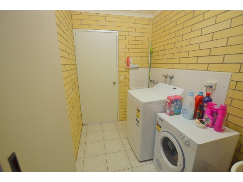 35 Poinciana, Taranganba QLD 4703