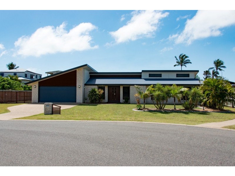 2 Outrigger Drive, Mulambin QLD 4703