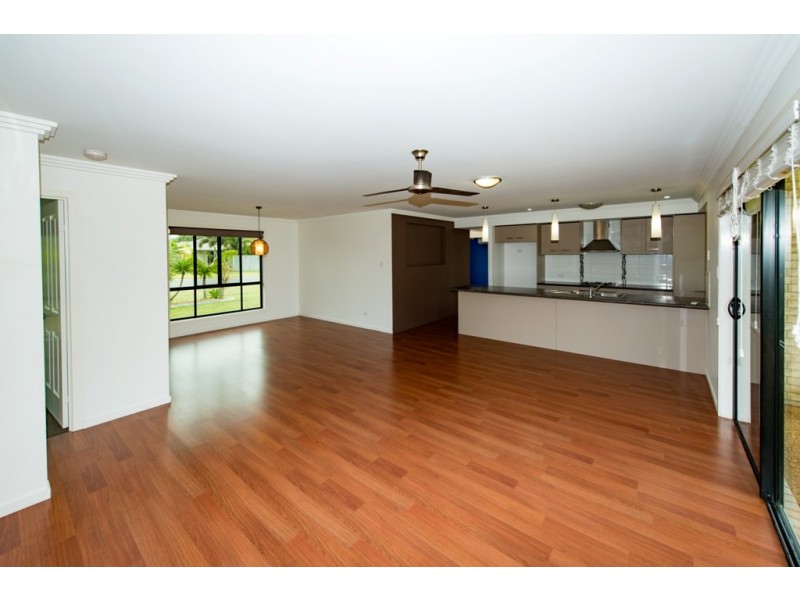 2 Outrigger Drive, Mulambin QLD 4703