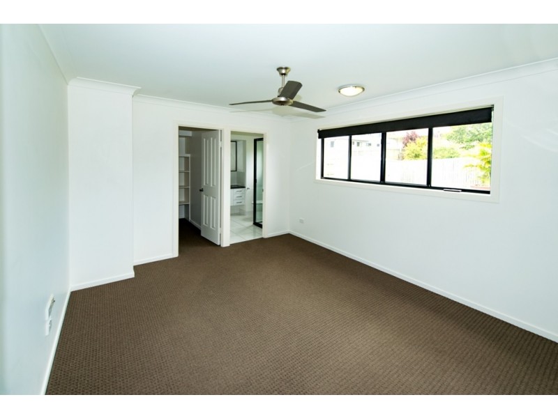 2 Outrigger Drive, Mulambin QLD 4703