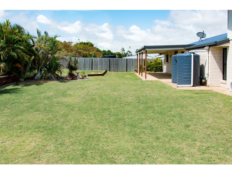 2 Outrigger Drive, Mulambin QLD 4703