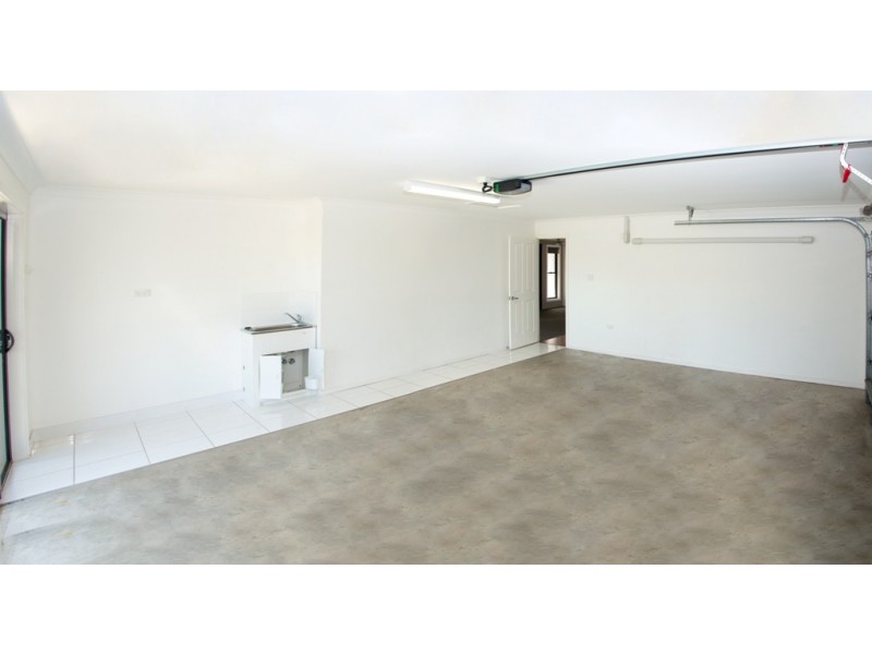 2 Outrigger Drive, Mulambin QLD 4703