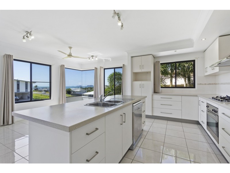 46 Olympia Avenue, Pacific Heights QLD 4703