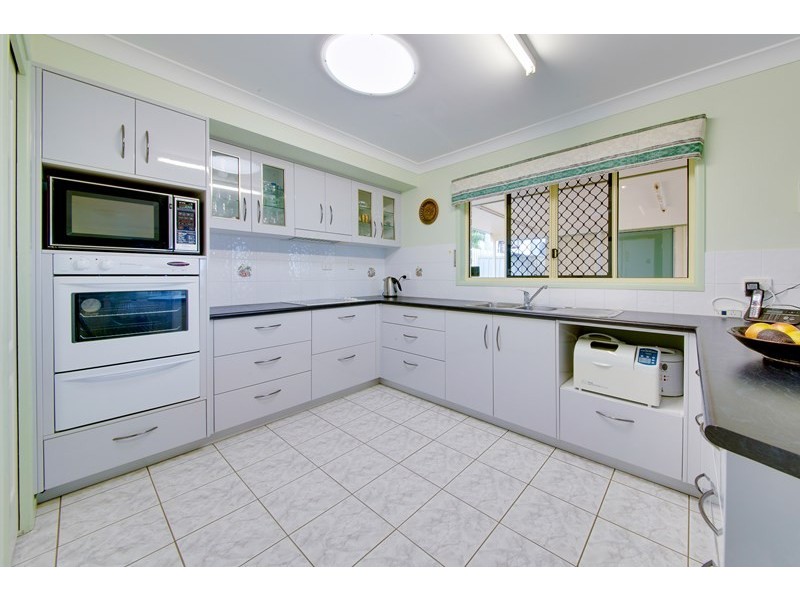 13 Coleman Crescent, Pacific Heights QLD 4703