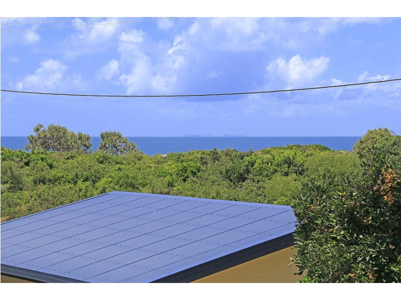 3 Mirrawena Avenue, Bangalee QLD 4703