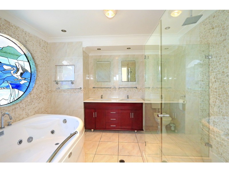 3 Mirrawena Avenue, Bangalee QLD 4703