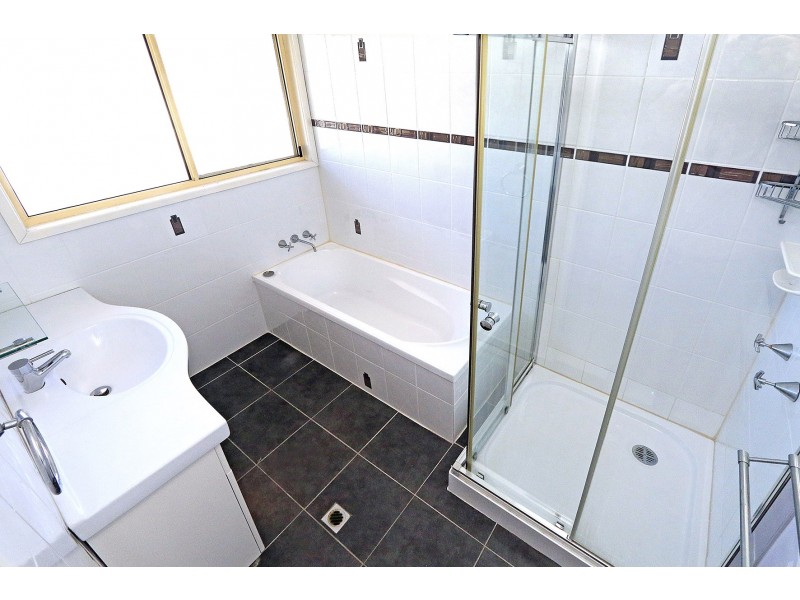 3 Mirrawena Avenue, Bangalee QLD 4703