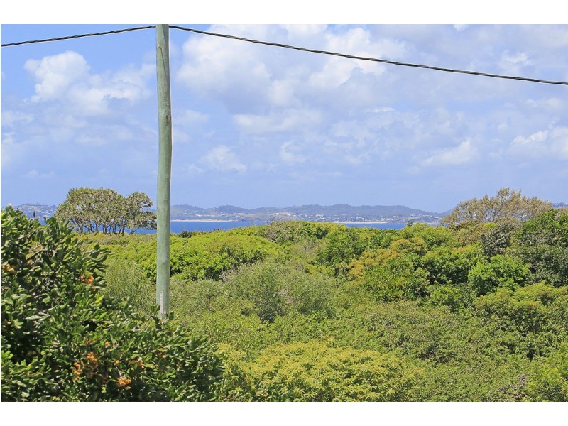 3 Mirrawena Avenue, Bangalee QLD 4703