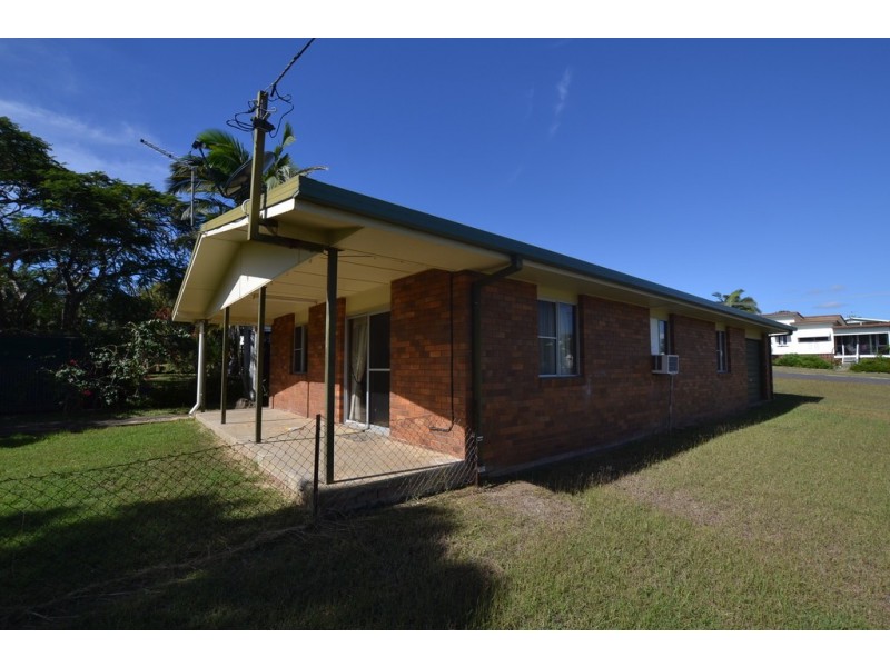 15 Davidson Street, Cooee Bay QLD 4703
