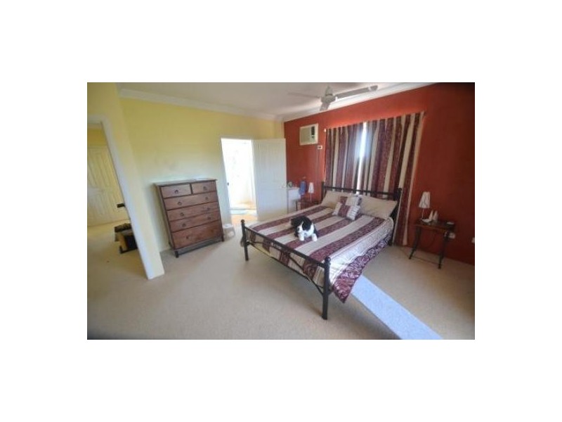 972 Scenic Highway, Kinka Beach QLD 4703
